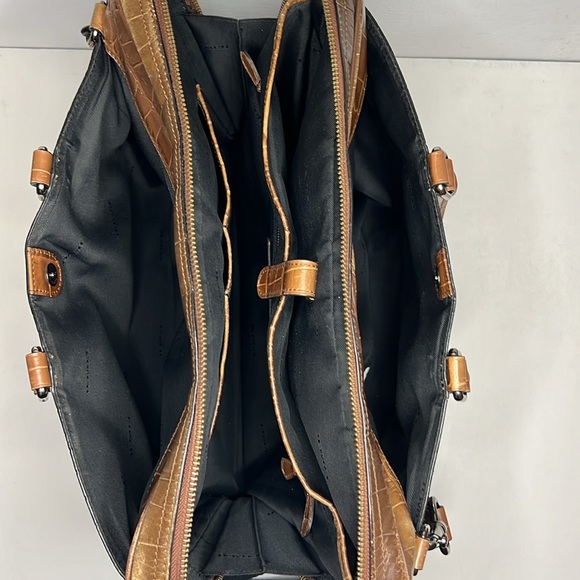 Coach Brown Metro Briefcase Croc
Embossed Leather. - Picture 15 of 16